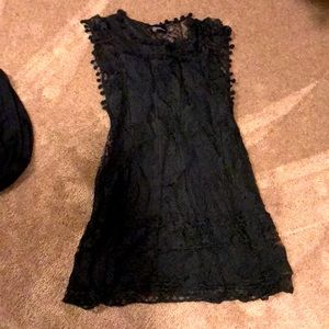 Black detailed dress